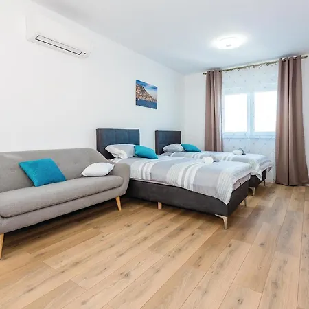 Holiday home Four-bedroom In *